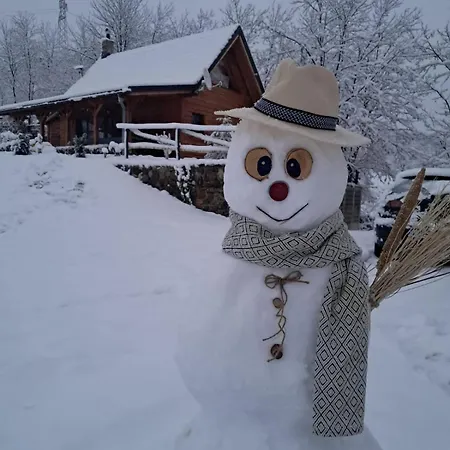 Kuca Za Odmor Vitez